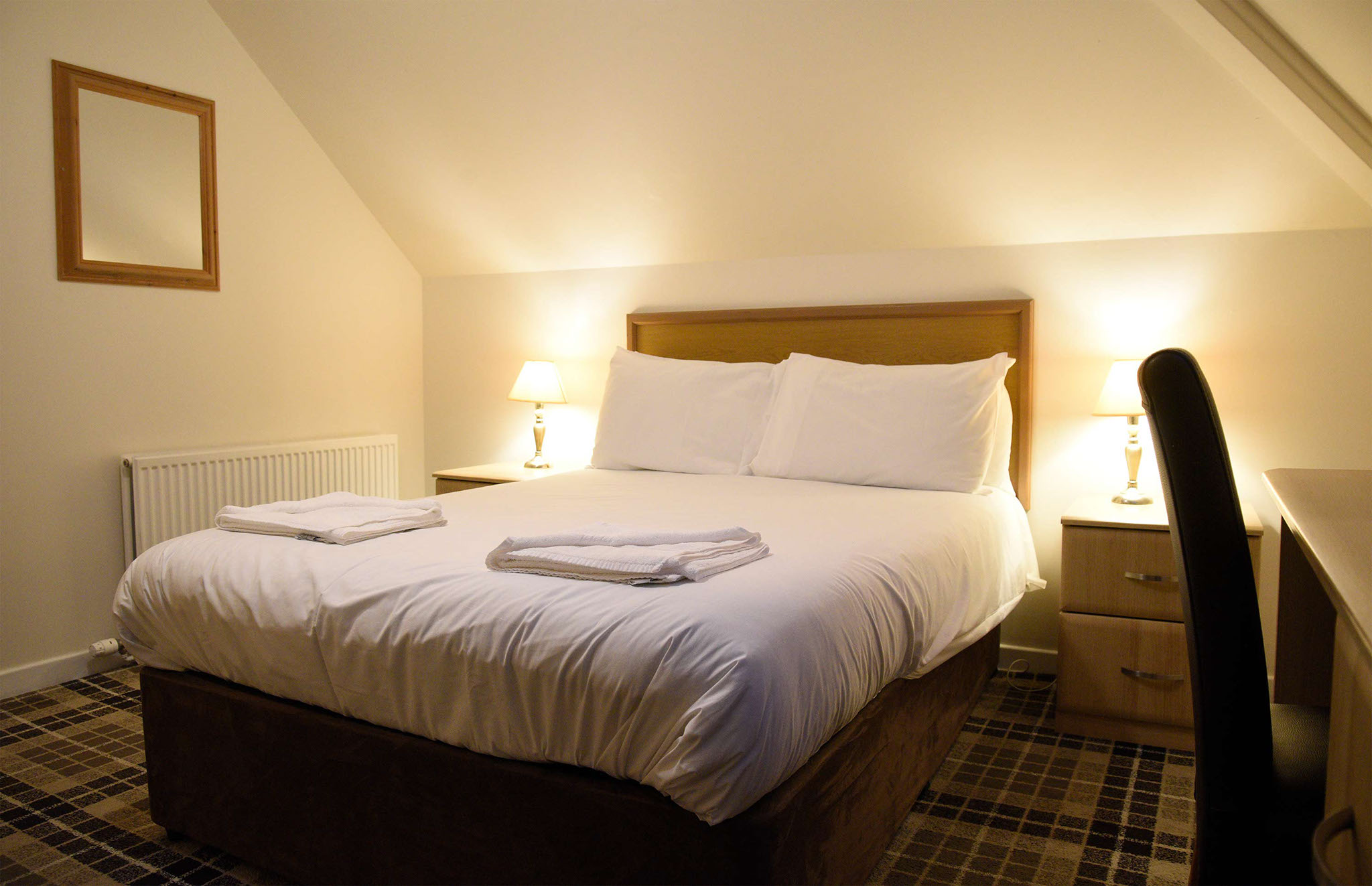 Contact the Tongadale Hotel in Portree and enjoy our comfortable double room accommodation
